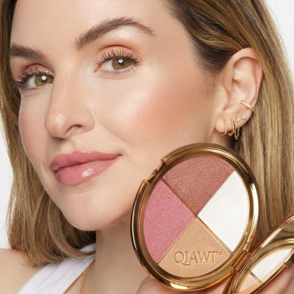 QIAWI Glow Gallery highlighting eye & cheek palette